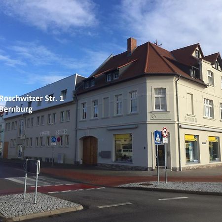 Doja Medical Wellness Center Leilighet Bernburg Eksteriør bilde