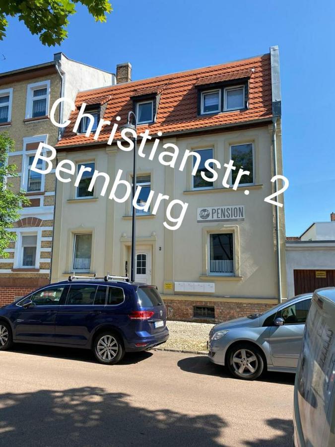 Doja Medical Wellness Center Leilighet Bernburg Eksteriør bilde